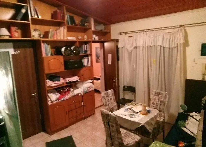 Hostel Budget Kalamata